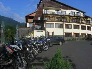 Гостевой дом Bran Belvedere International Бран-7